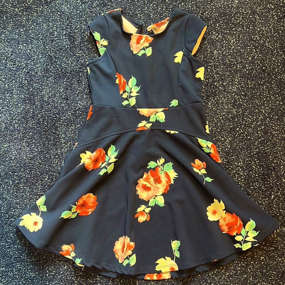 Girls floral fancy dress, size 6